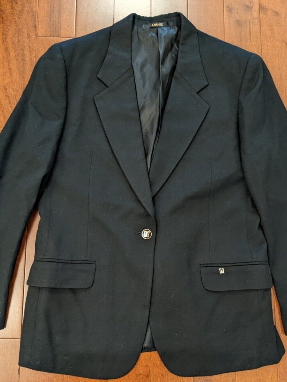 Daks men's black blazer in size small